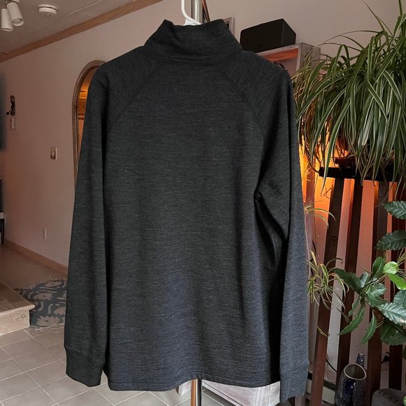 UGG Men's 100% Merino Wool Pullover Sweatshirt - Picture 4 of 6